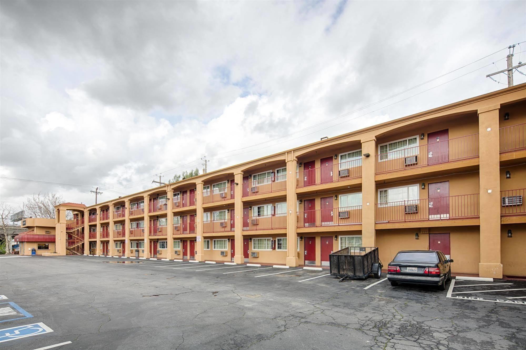 The Midtowner Hotel, Surestay Collection By Best Western Sacramento Exterior photo